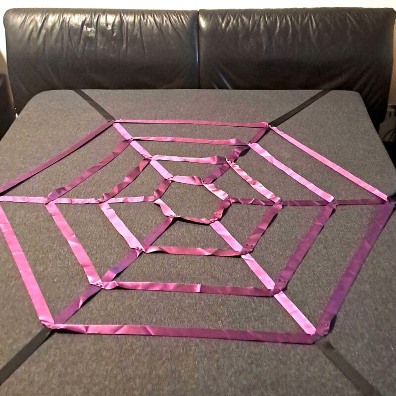 Rete per letto BDSM - legature e Bondage - sul letto